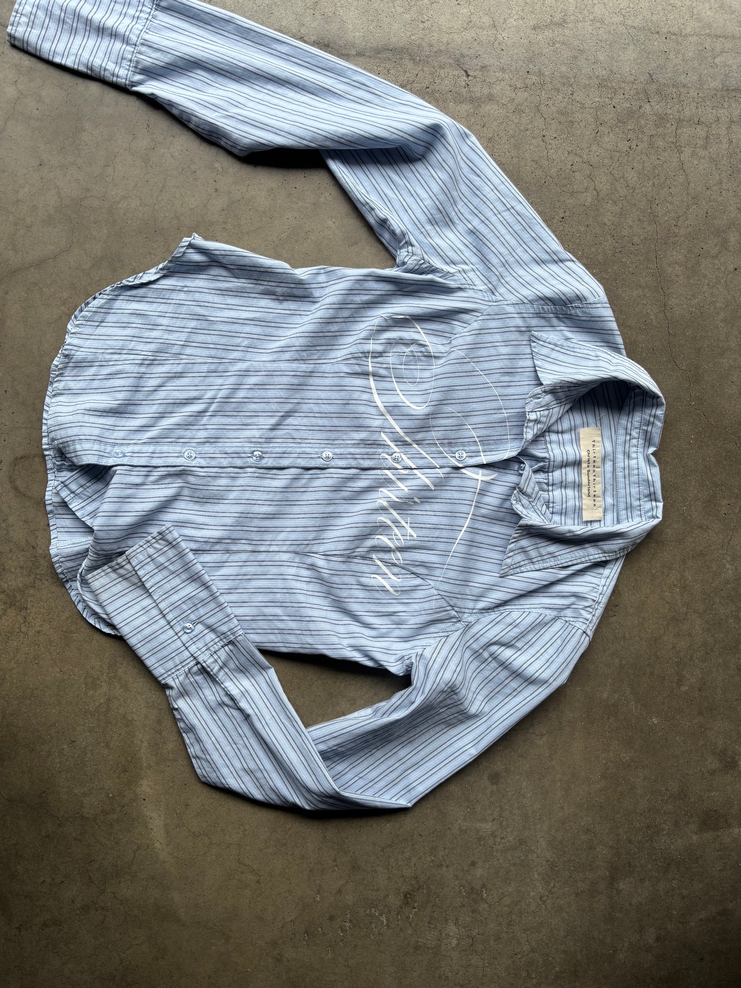 THIRTEENTHIRTEEN BUTTON UP