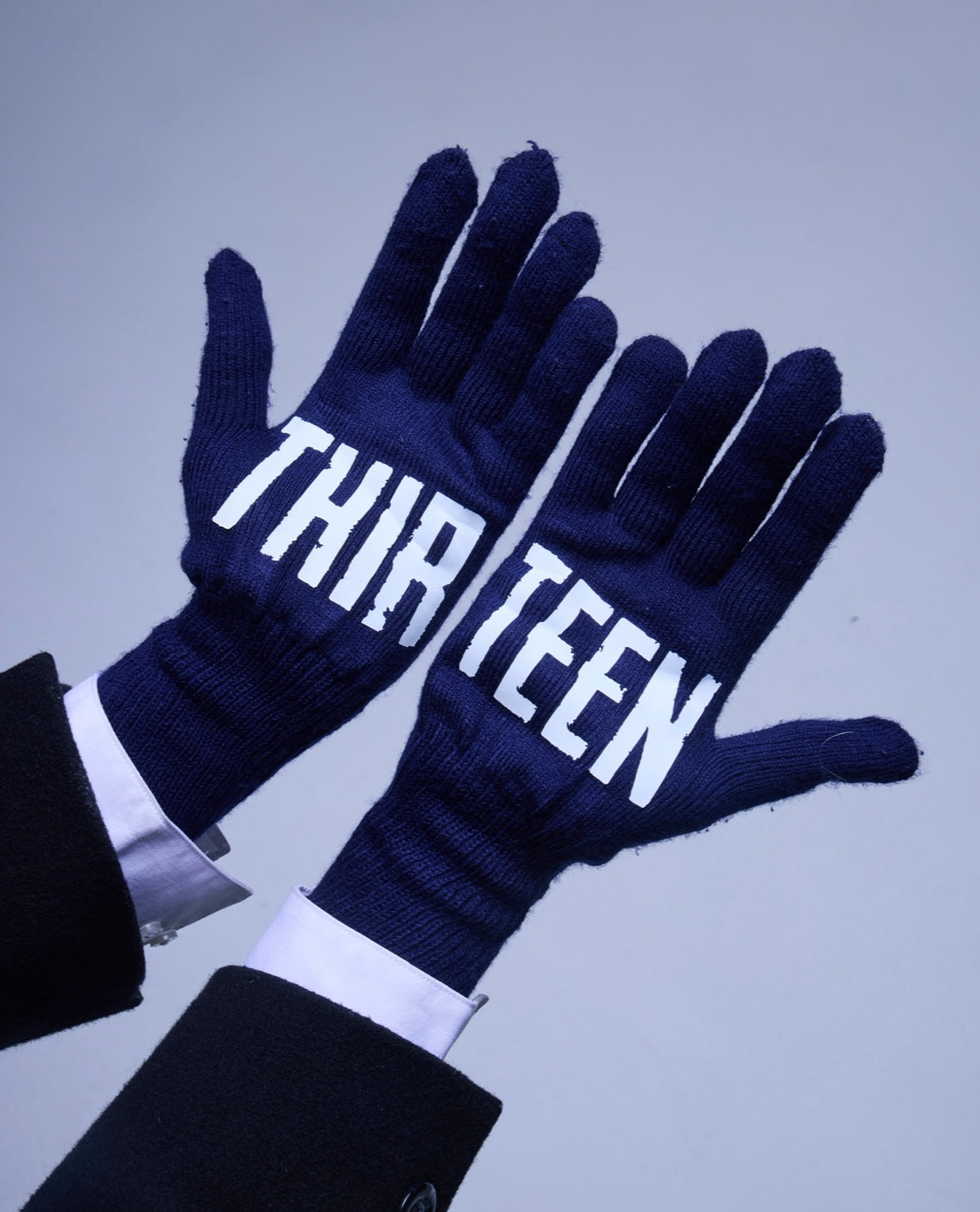 Thirteen Thirteen Acrylic Gloves