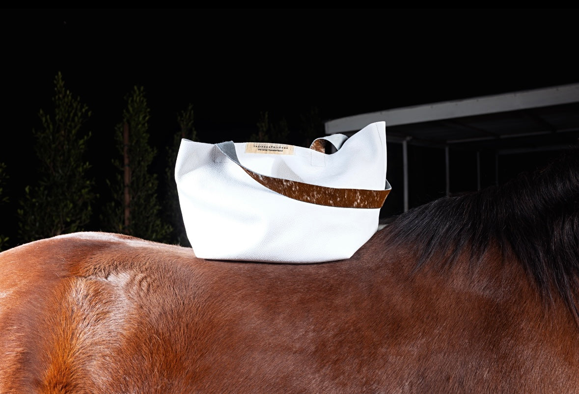 THIRTEENTHIRTEEN WHITE LEATHER TOTE